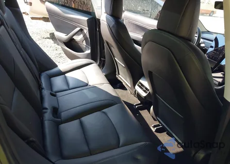 2018 Tesla Model 3 Long Range/Mid Range from USA, damaged, VIN 5YJ3E1EA4JF154896